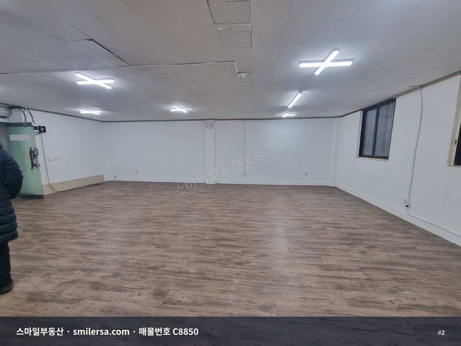 양정역 2번출구 인근 대로변 코너 건물 2층 사무실 썸네일 2