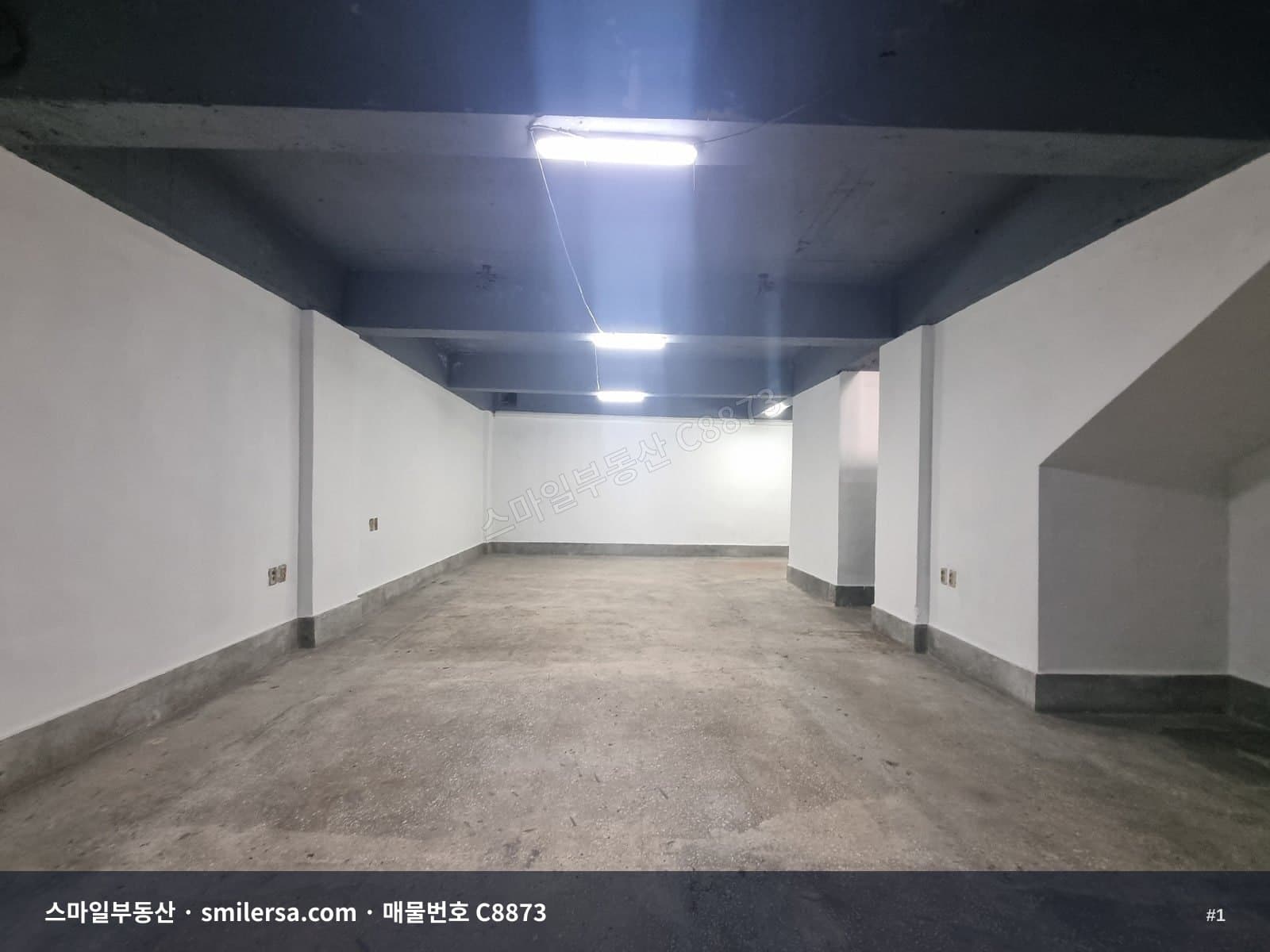부산광역시 부산진구 전포동 상가 내부 사진 C8873