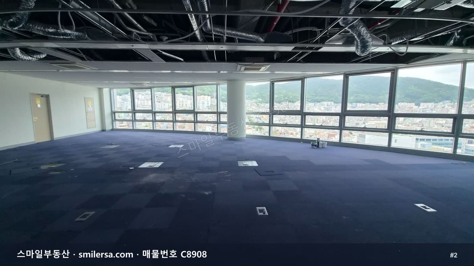 해수부 인근 관리 잘된 대형 사무실 썸네일 2