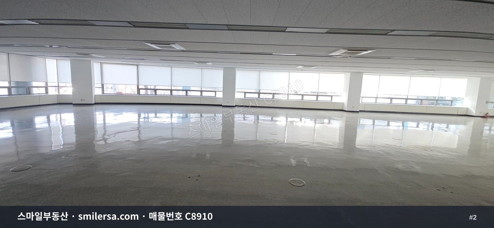 수안역·동래역 인근 넓은 업무용 사무실, 주차 여유롭고 접근성 좋은 2층 썸네일 2