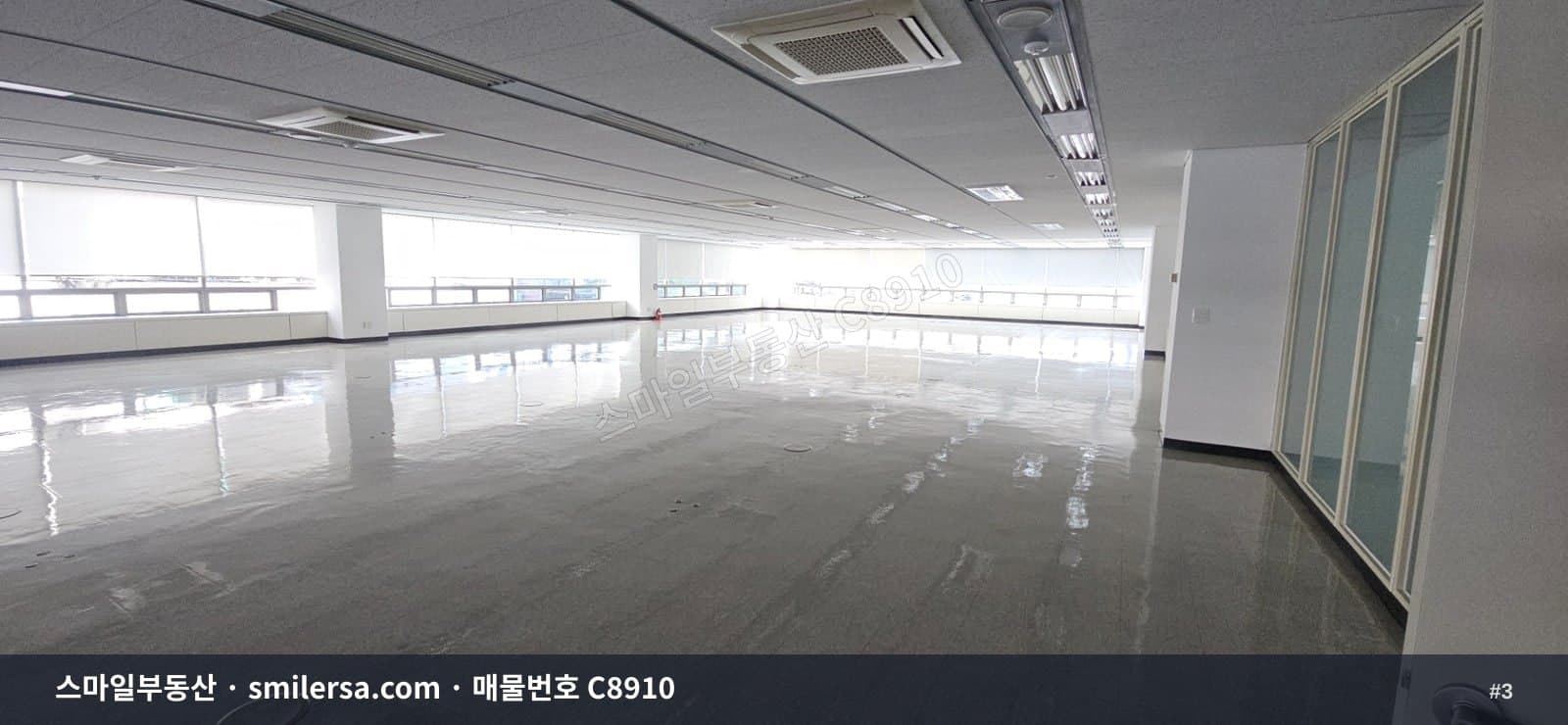 수안역·동래역 인근 넓은 업무용 사무실, 주차 여유롭고 접근성 좋은 2층 썸네일 3