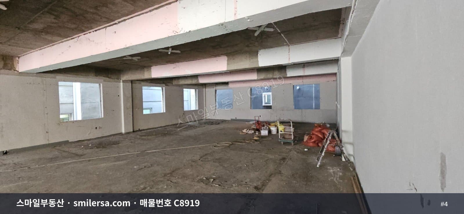 부산역 2번출구 인근 74평 중대형 사무실, 접근성 좋은 4층 공간 썸네일 4