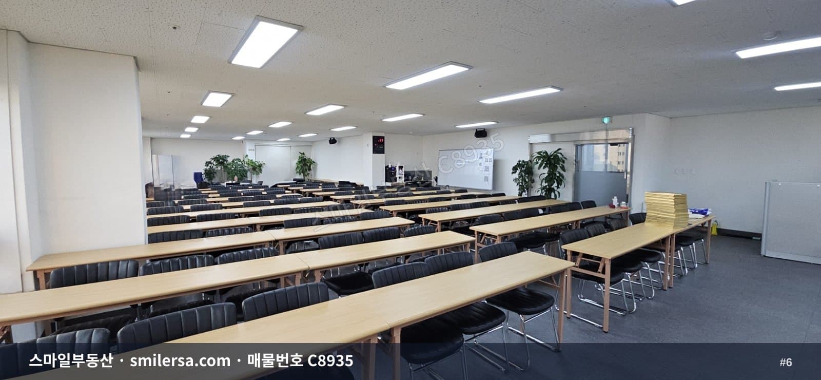 연산역 인근 깔끔하고 전망 좋은 중형 사무실 썸네일 6