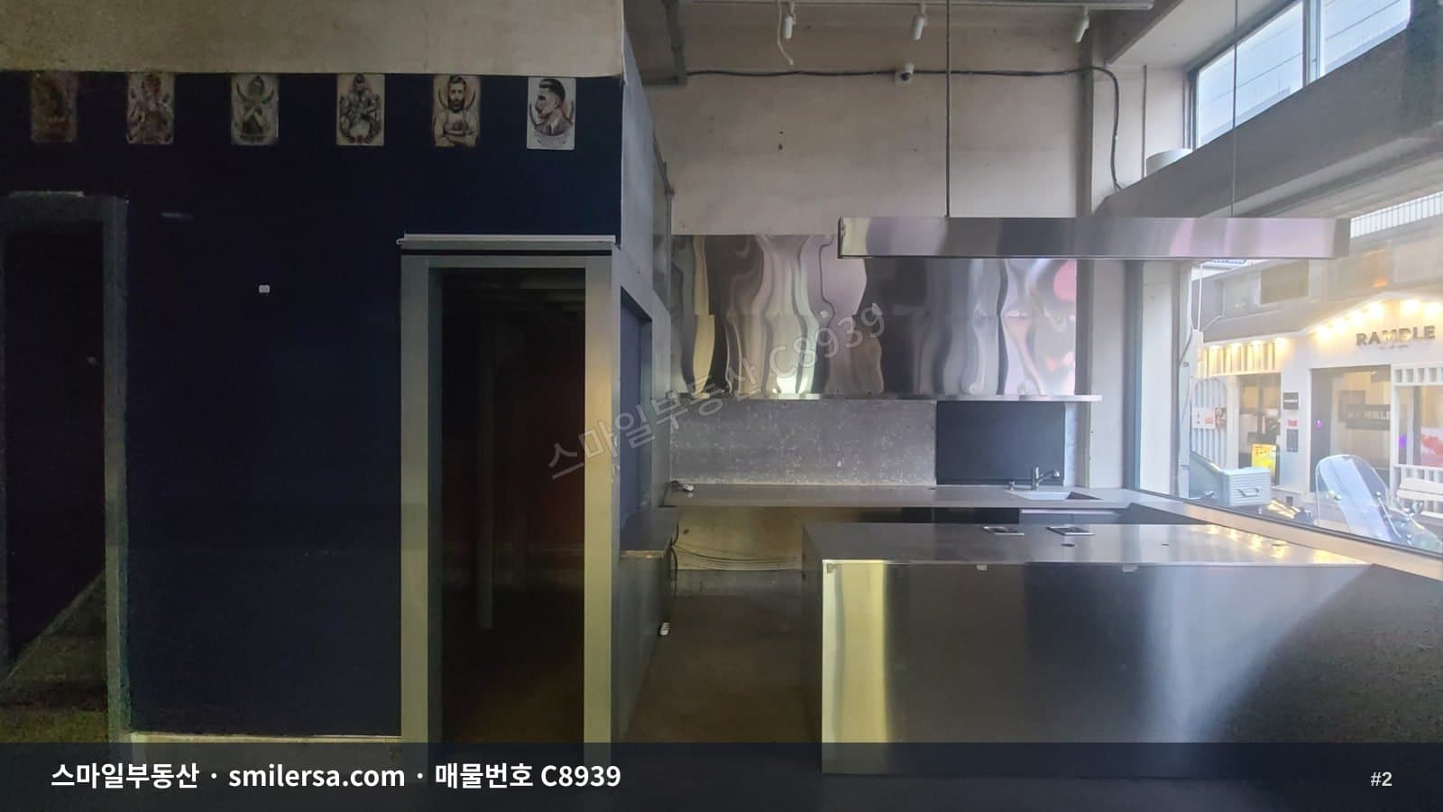전리단길 무권리 1층 상가, 젊은 유동 많은 12평 공간 썸네일 2