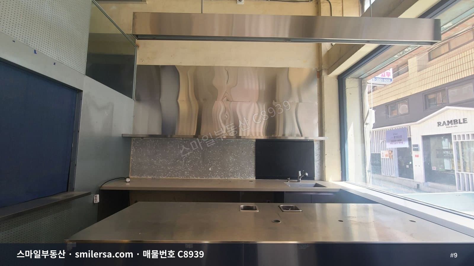 전리단길 무권리 1층 상가, 젊은 유동 많은 12평 공간 썸네일 9