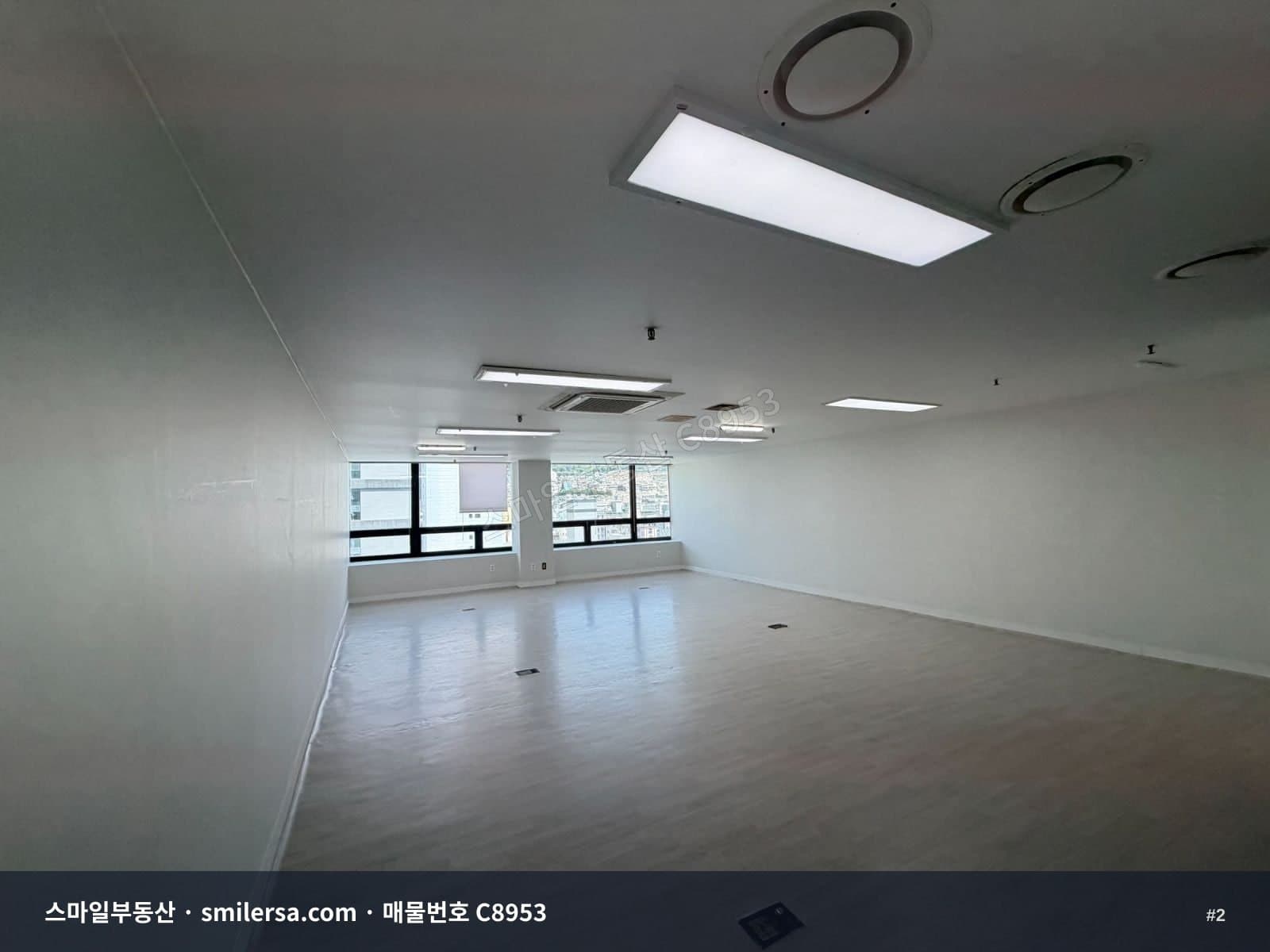 전포역 인근 깔끔한 사무실, 주차 가능한 12층 오피스텔 썸네일 2