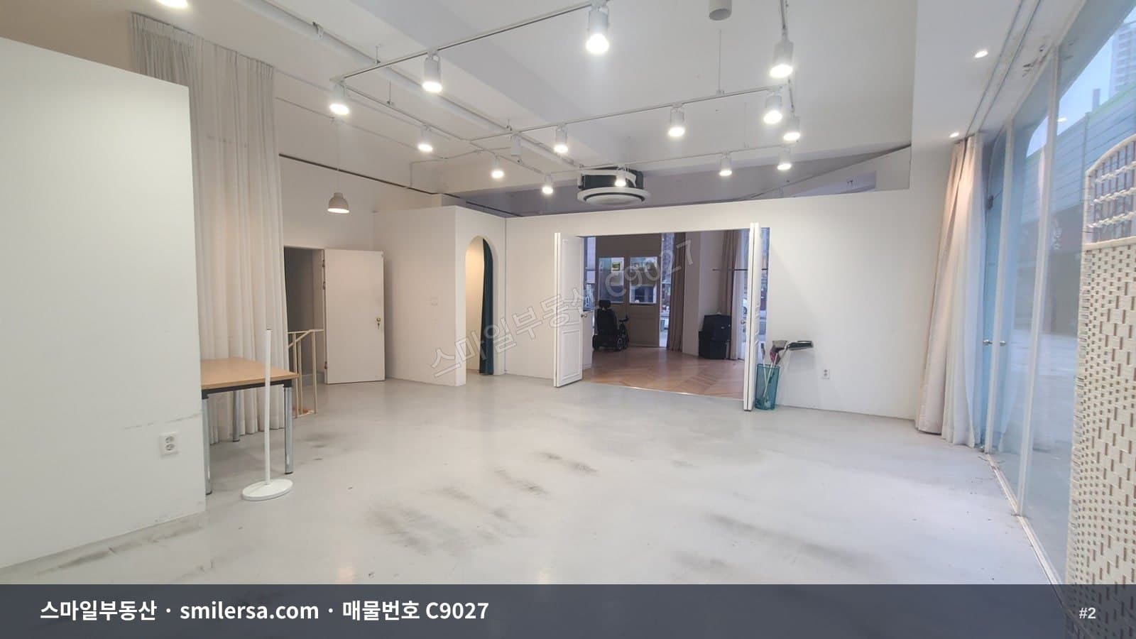 부전동 영광도서 인근 지하+1층 총60평 무권리 상가 썸네일 2