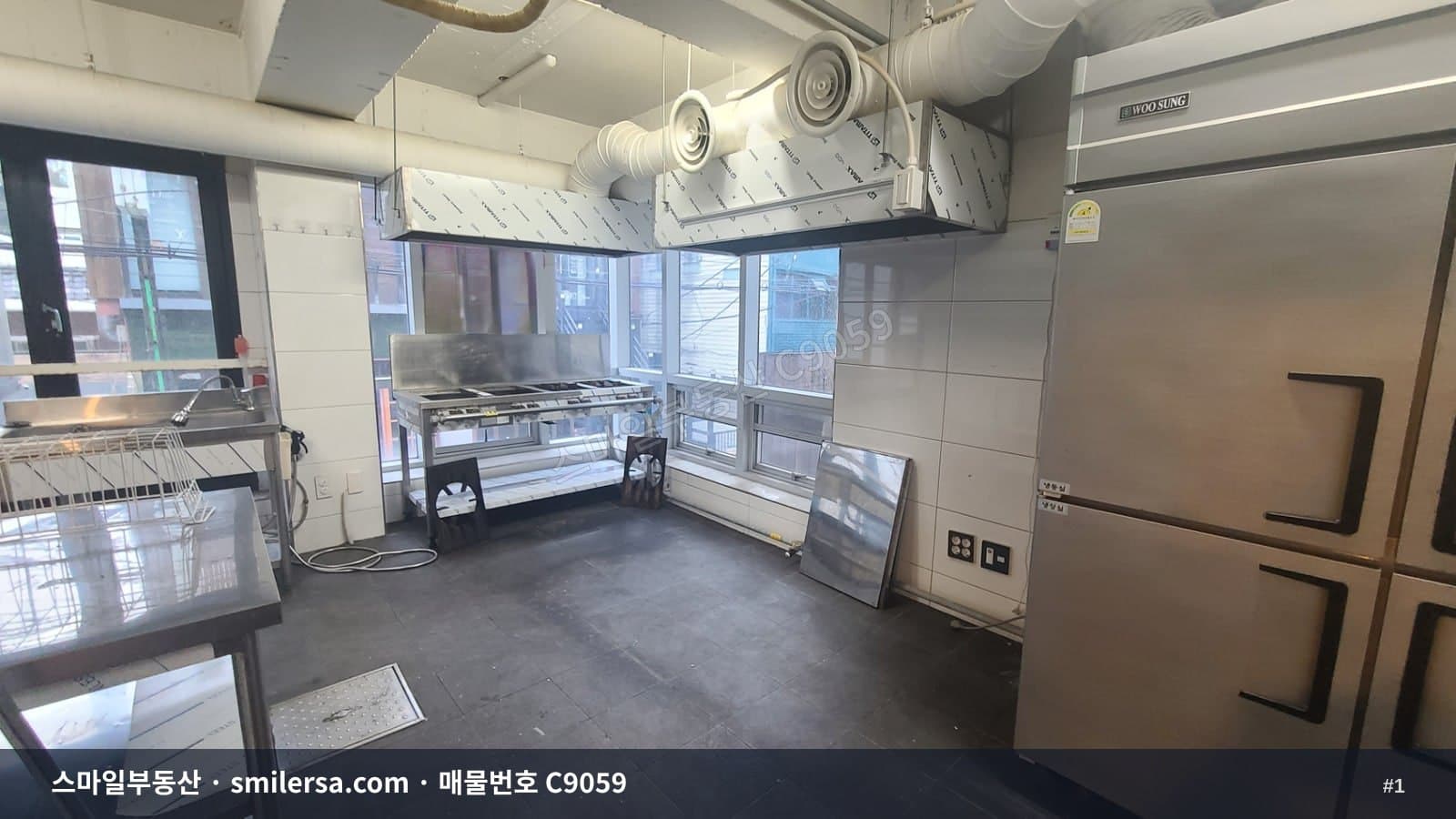 부산광역시 남구 대연동 상가 내부 사진 C9059