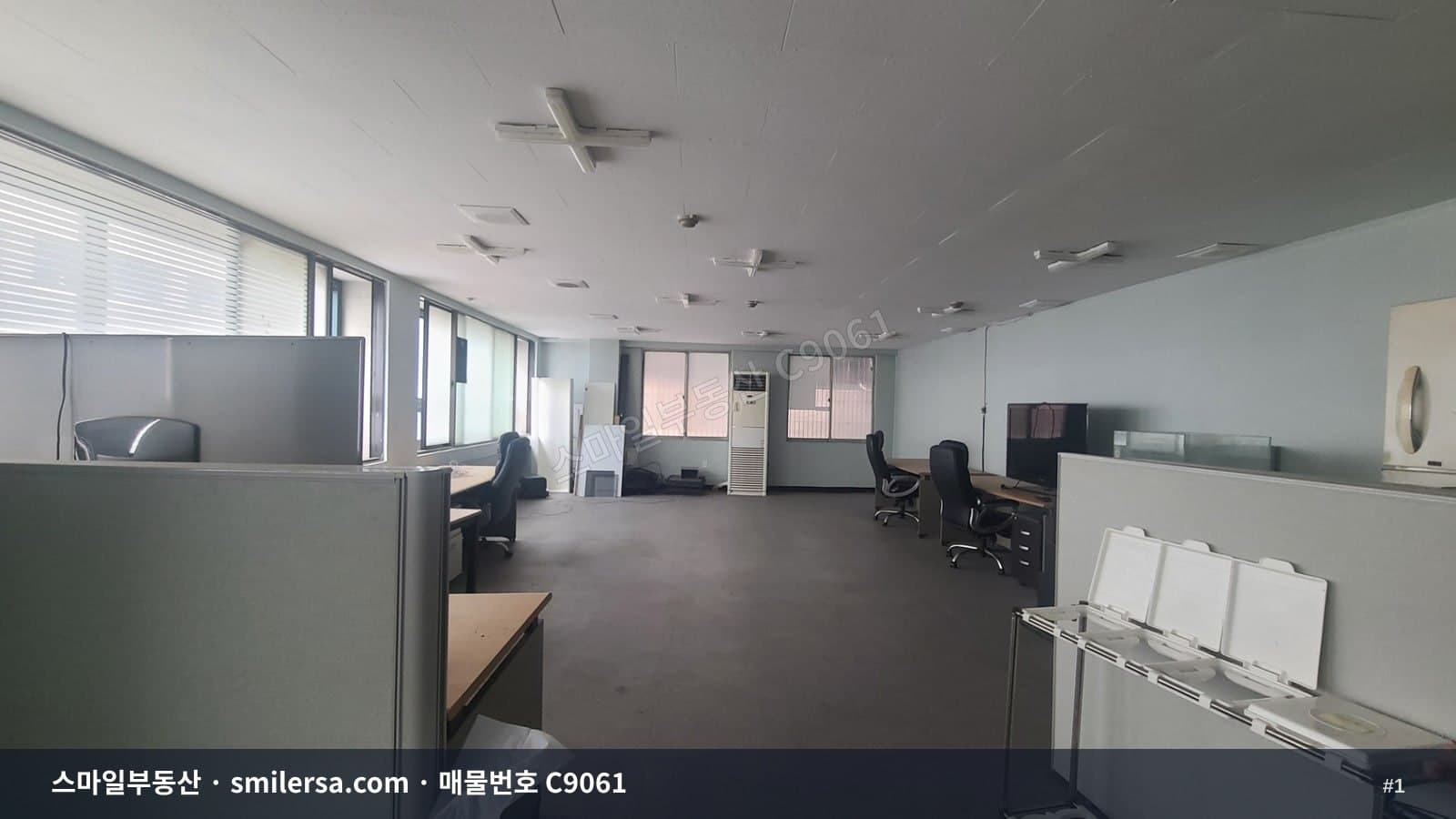 부산광역시 중구 중앙동4가 사무실 내부 사진 C9061