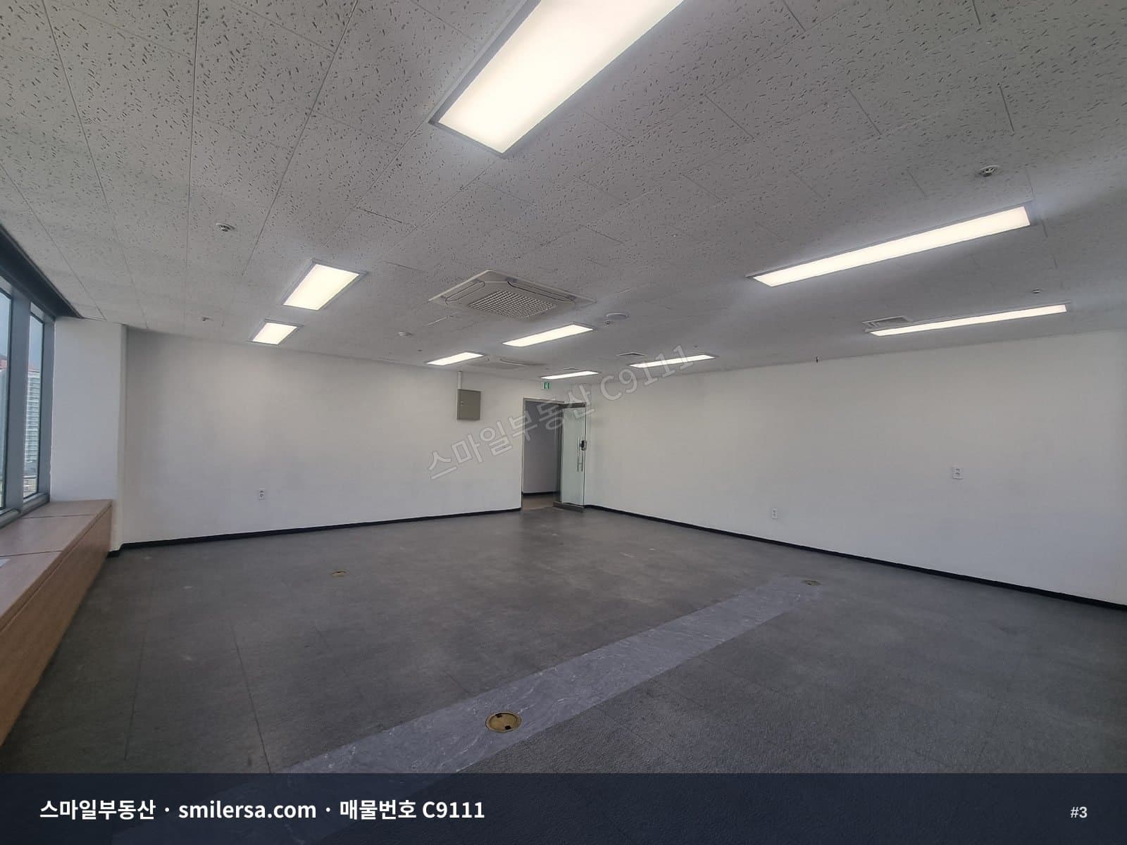 서면역 인근 관리 잘 된 사무실, 주차 포함 깔끔한 업무공간 썸네일 3