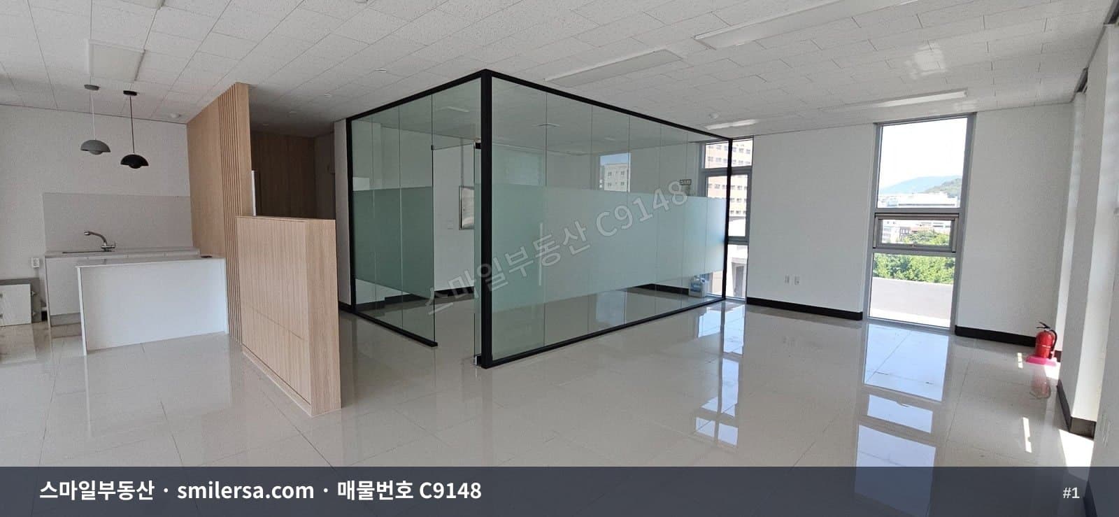 부산광역시 동래구 명륜동 사무실 내부 사진 C9148