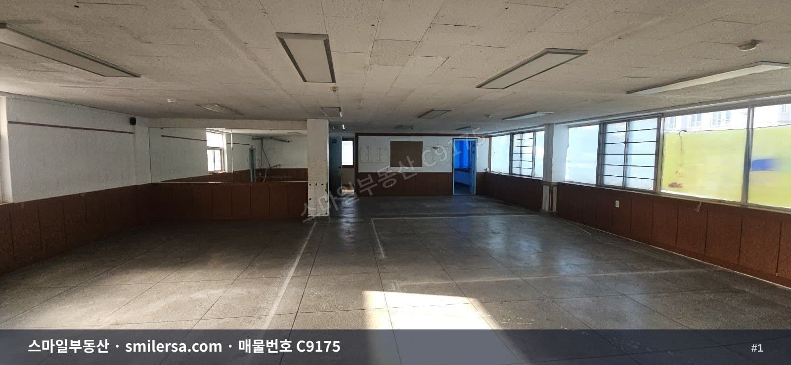 부산광역시 연제구 연산동 사무실 내부 사진 C9175
