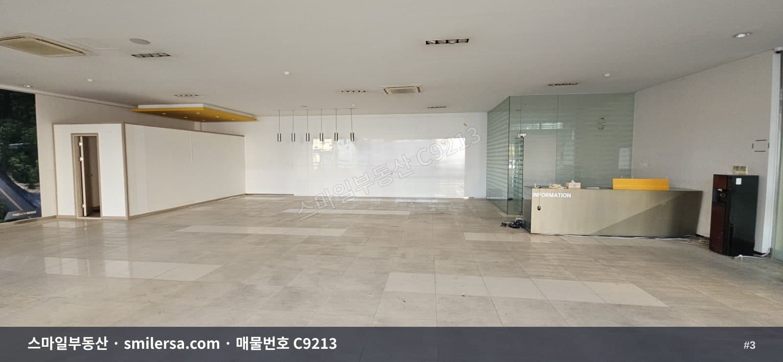 교대역 인근 대로변 1층 대형상가 90평 썸네일 3