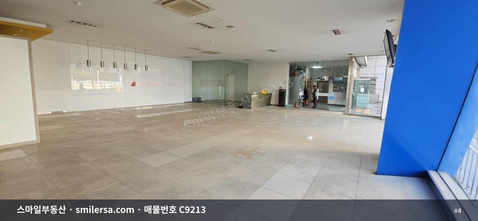 교대역 인근 대로변 1층 대형상가 90평 썸네일 4