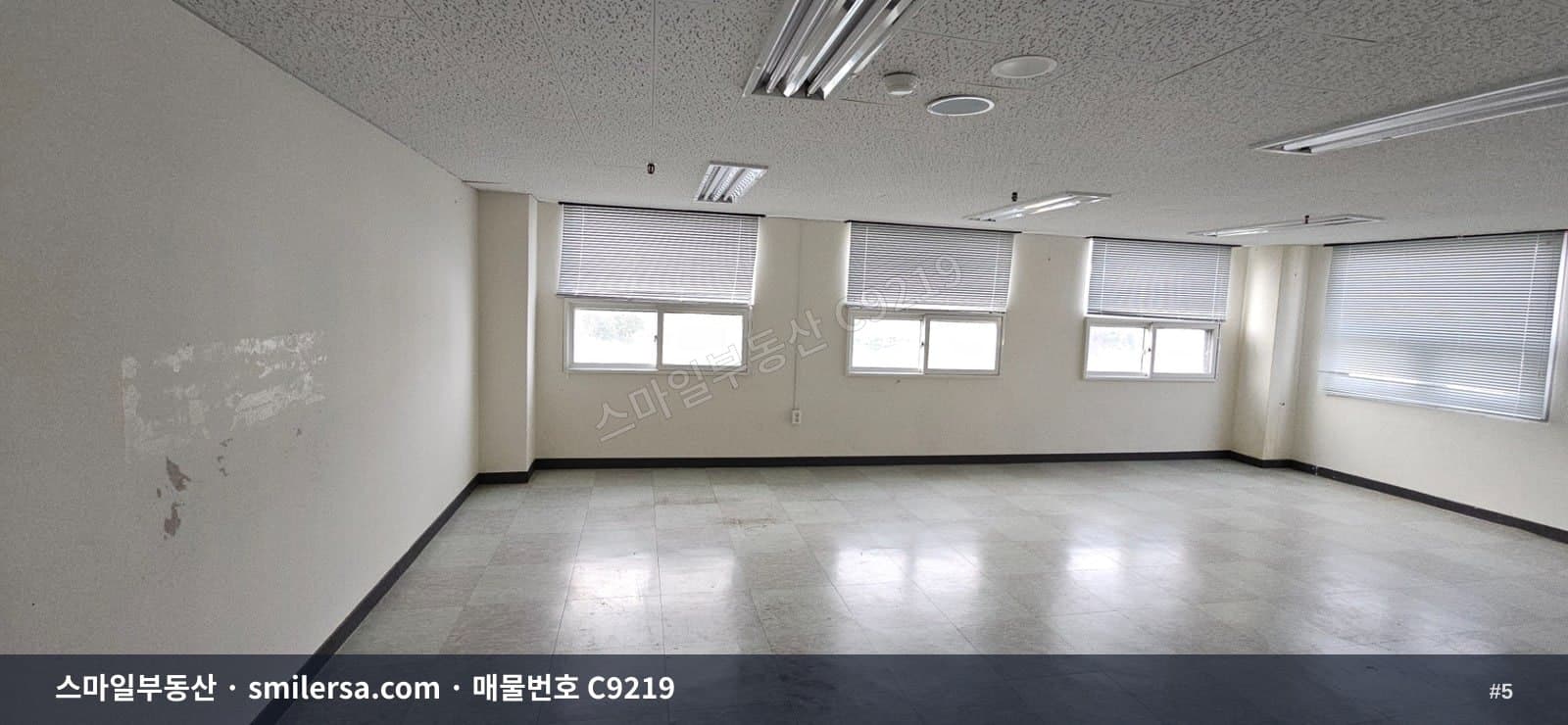 해운대역 인근 대로변 소형 사무실, 월세 40만원 썸네일 5