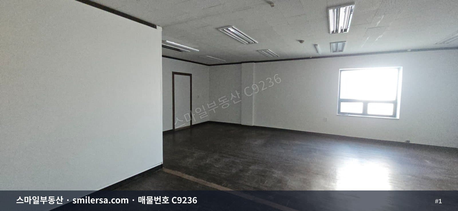 부산광역시 동래구 수안동 사무실 내부 사진 C9236