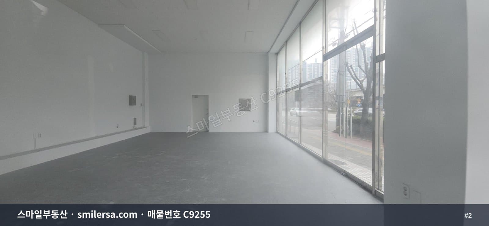 거제해맞이역 대로변 1층 상가, 노출 좋은 43평대 공간 썸네일 2