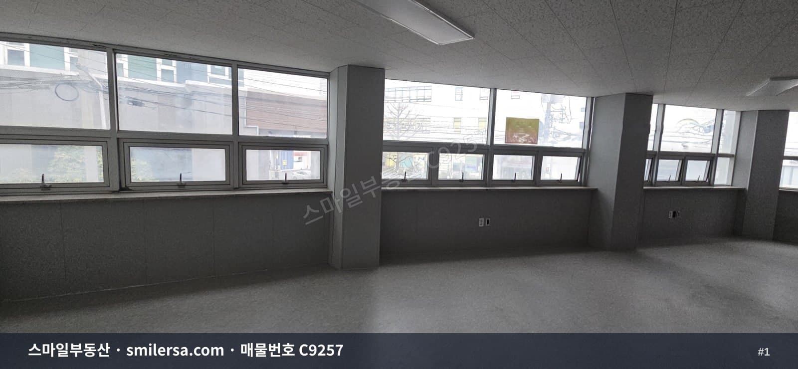 부산광역시 동래구 온천동 사무실 내부 사진 C9257