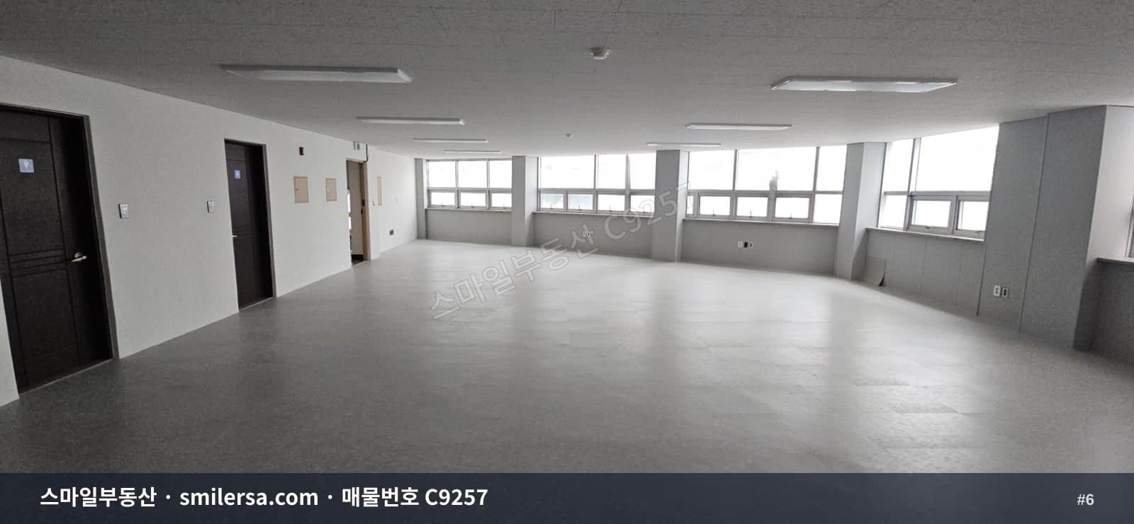 명륜역 인근 깔끔한 중형사무실, 온천동 46평 리모델링 매물 썸네일 6