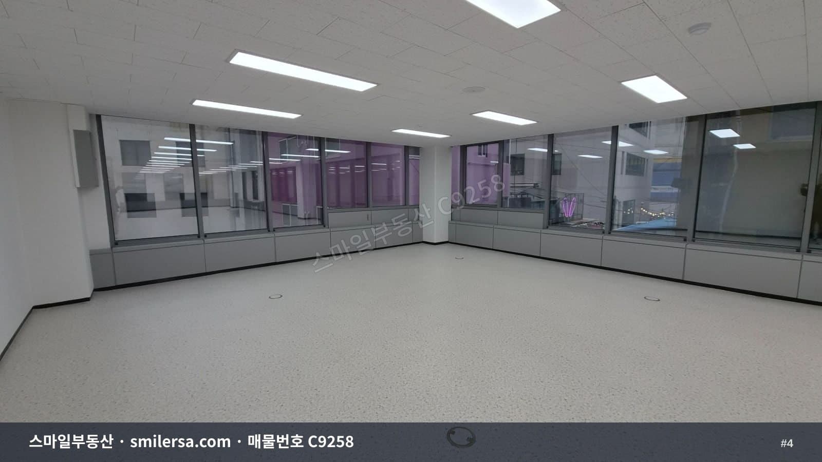 서면역 인근 관리 잘된 중형 사무실, 부전동 85평 월세 썸네일 4