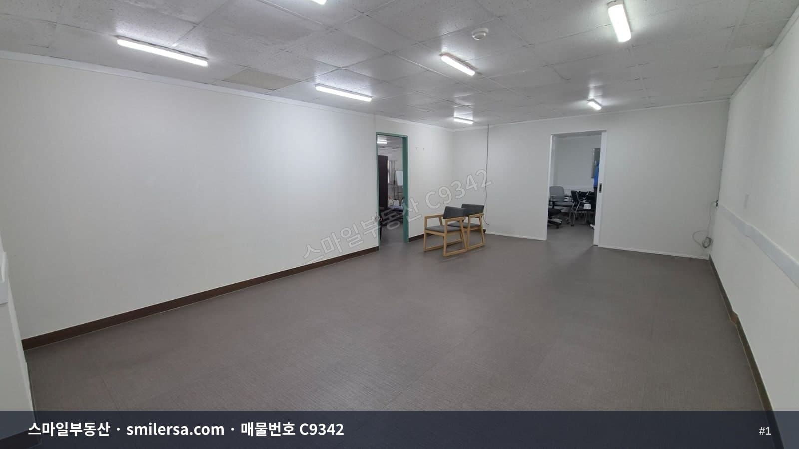 부산광역시 동구 범일동 사무실 내부 사진 C9342
