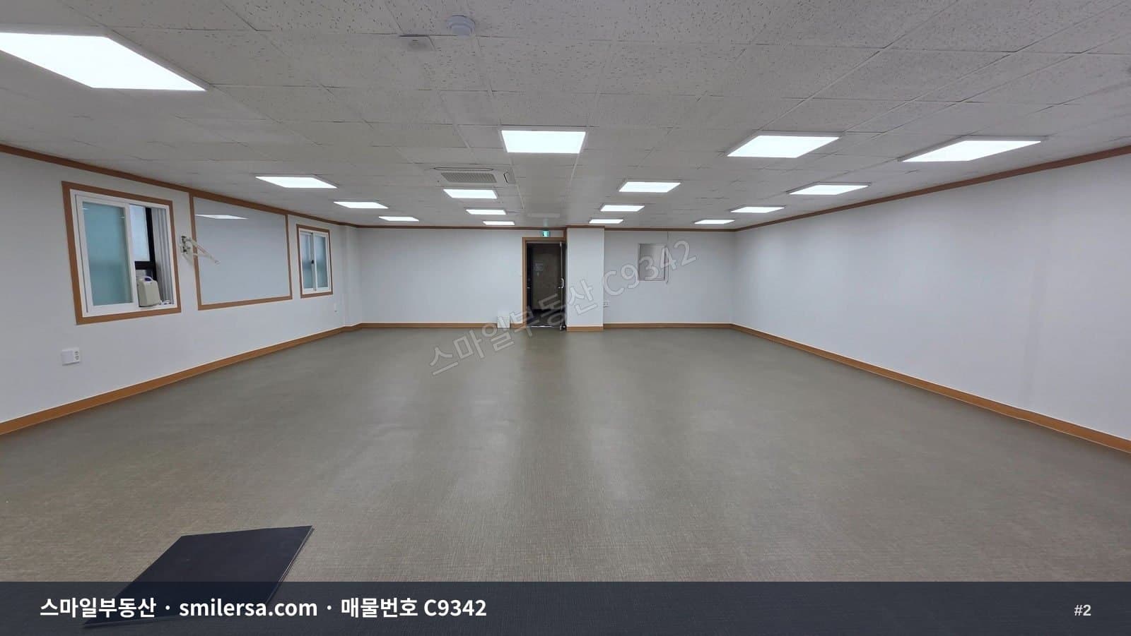부산 동구 범일동 조방앞 깔끔한 사무실 | 45평 월세 썸네일 2