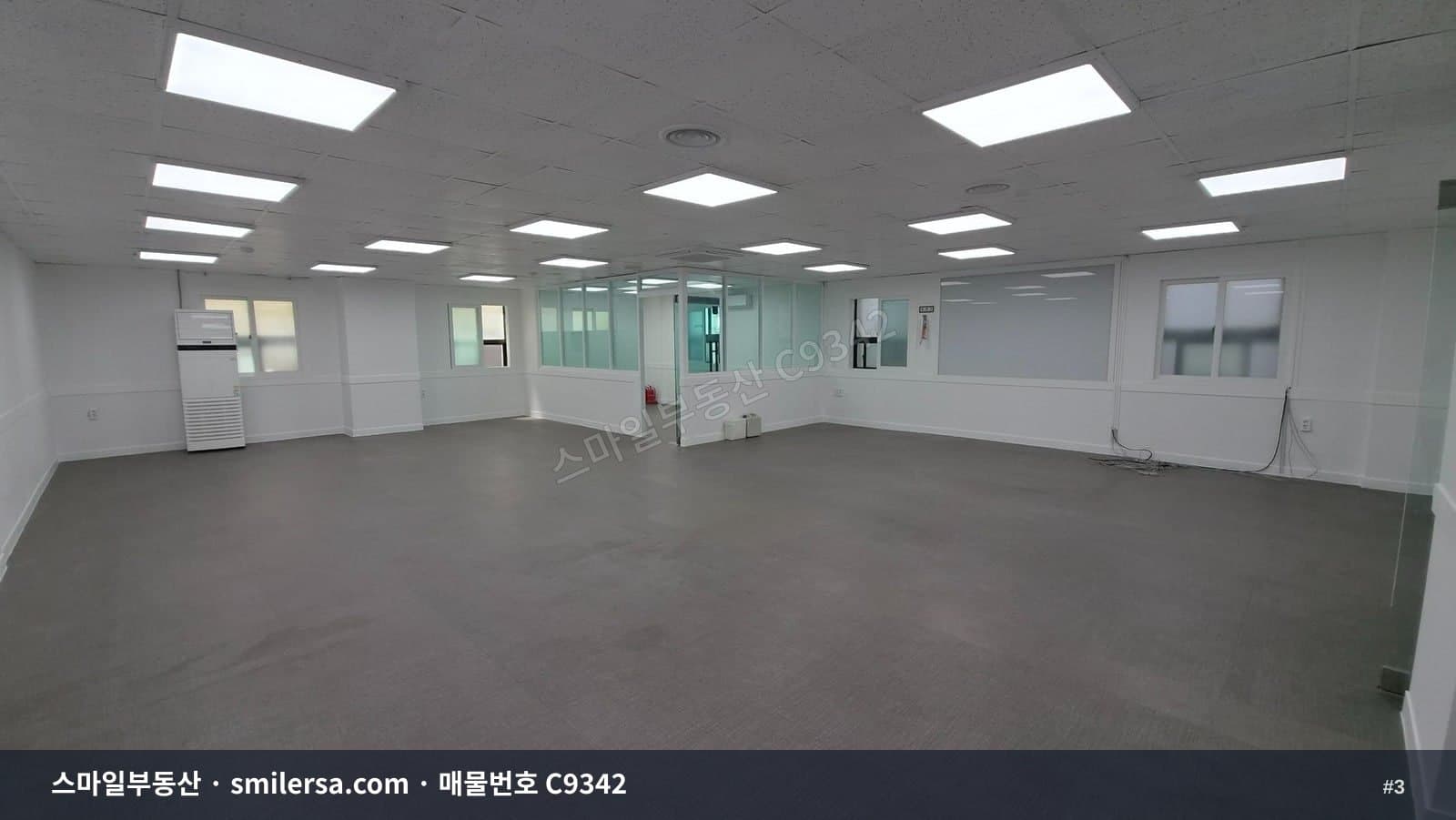 부산 동구 범일동 조방앞 깔끔한 사무실 | 45평 월세 썸네일 3