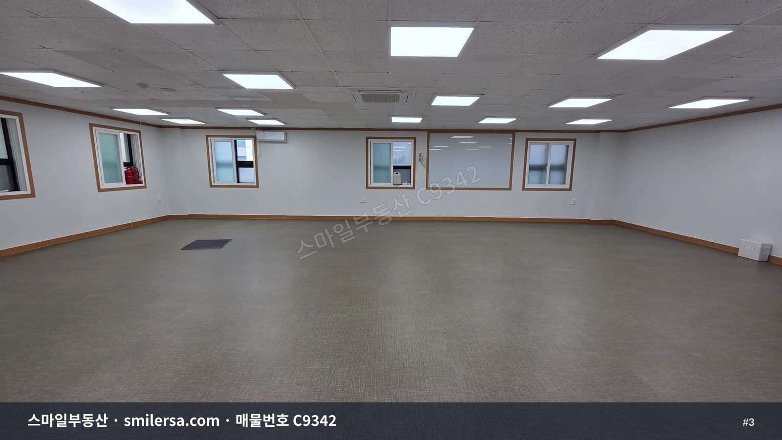 부산 동구 범일동 조방앞 깔끔한 사무실 | 45평 월세 썸네일 3