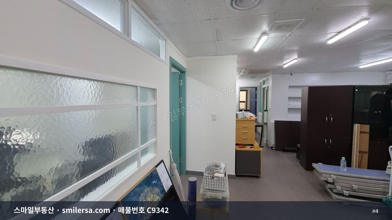 부산 동구 범일동 조방앞 깔끔한 사무실 | 45평 월세 썸네일 4