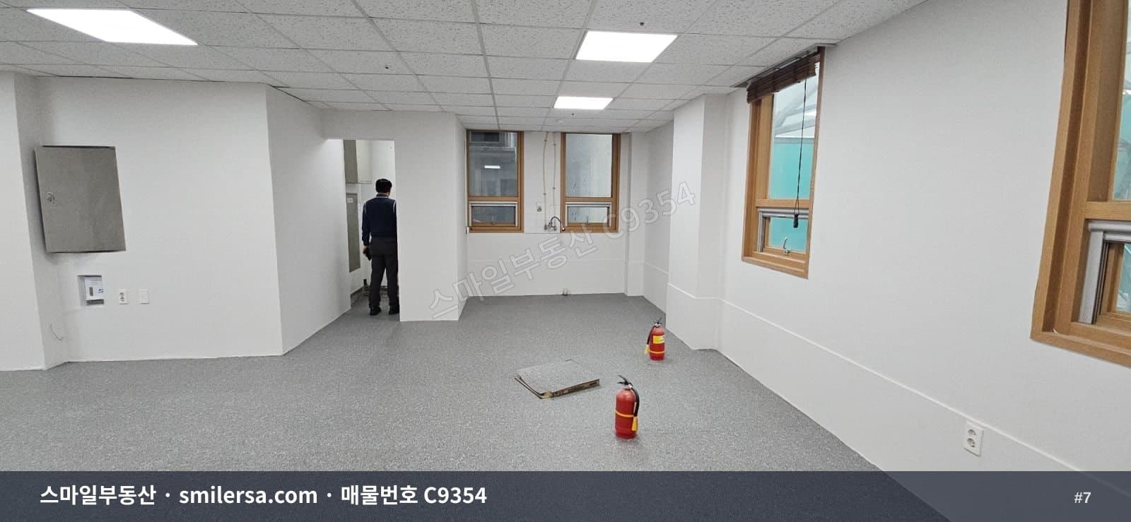 연산역 4번출구 바로 앞, 깔끔한 중형 사무실 나왔습니다 썸네일 7