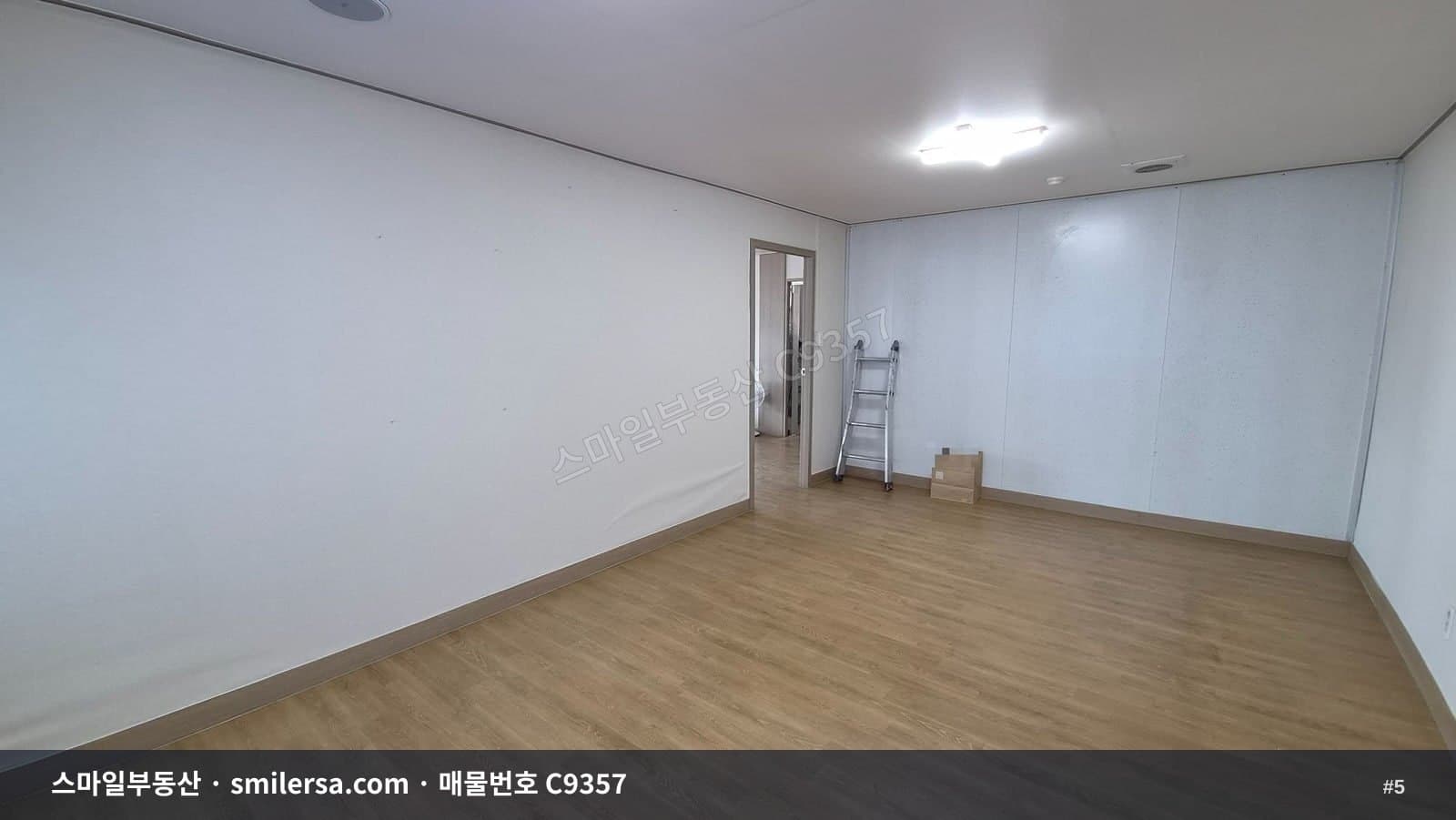 부산진역 대로변 접근성 좋은 사무실 - 수정동 월세 썸네일 5