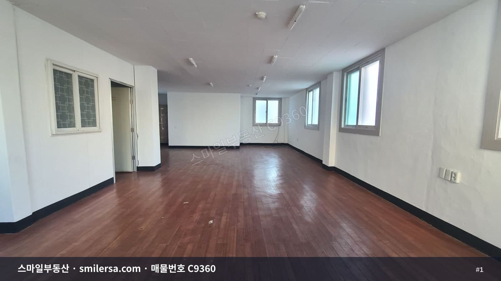부산광역시 연제구 연산동 사무실 내부 사진 C9360