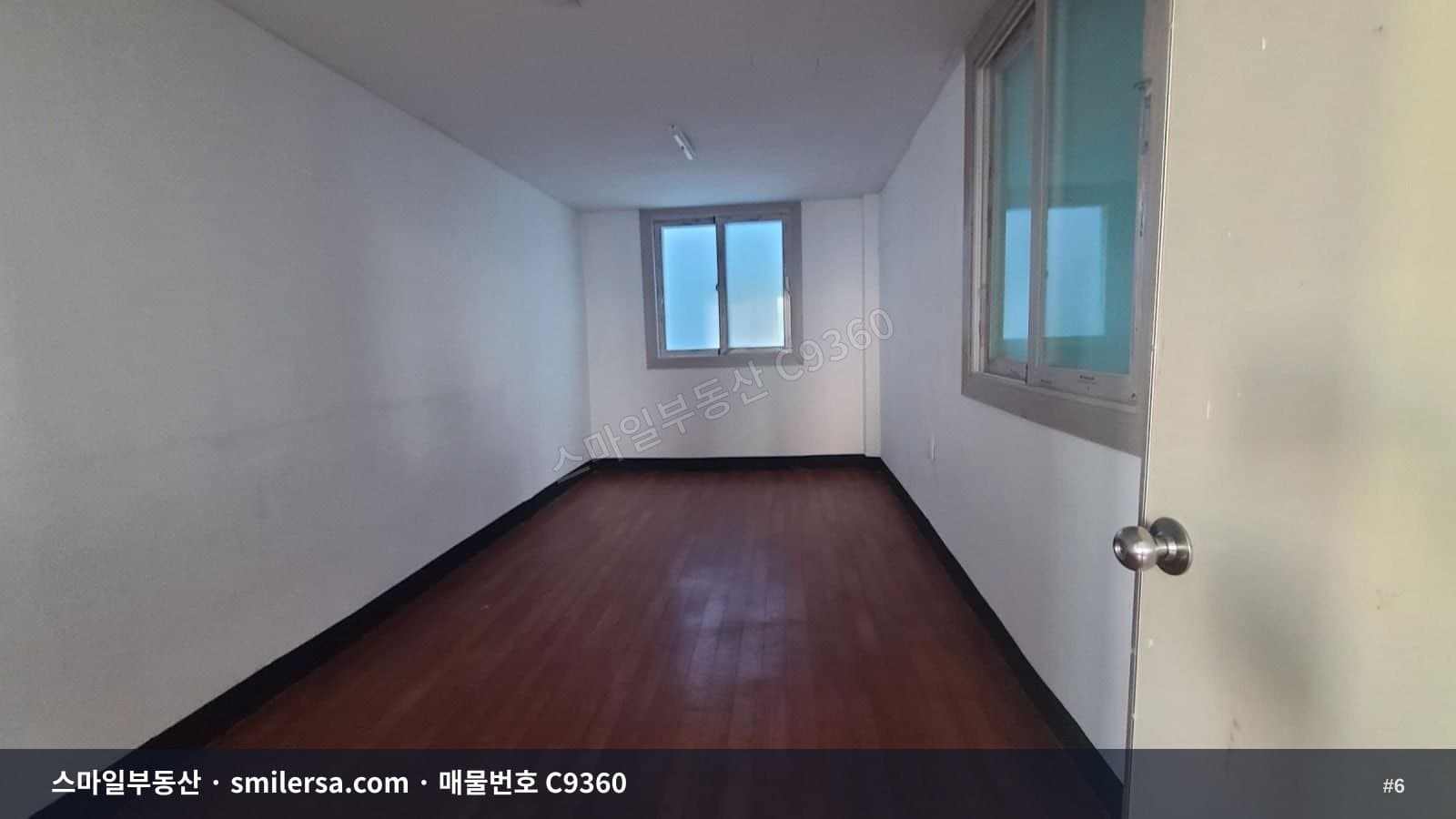 연산동 대로변 4층 사무실, 채광 좋고 가성비 괜찮은 26평 썸네일 6