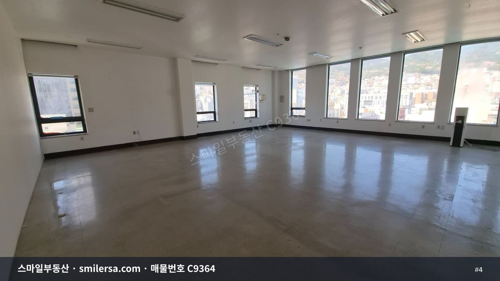 부산진역 인근 대로변 대형 사무실 82평, 즉시입주 가능 썸네일 4