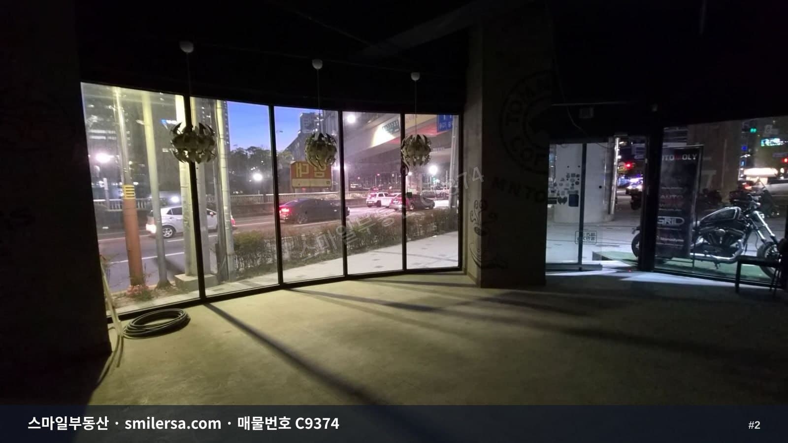 전포동 전면 넓은 1층 무권리 상가, 광고 효과 좋은 자리 썸네일 2