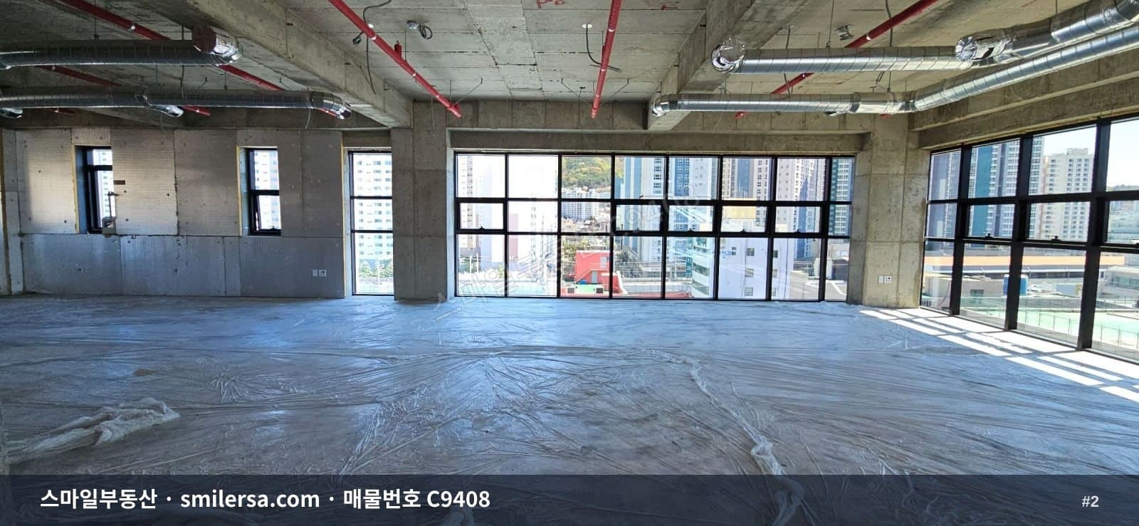 부산대 인근 신축 건물 7층, 병의원·사무실 운영 가능한 65평 공간 썸네일 2