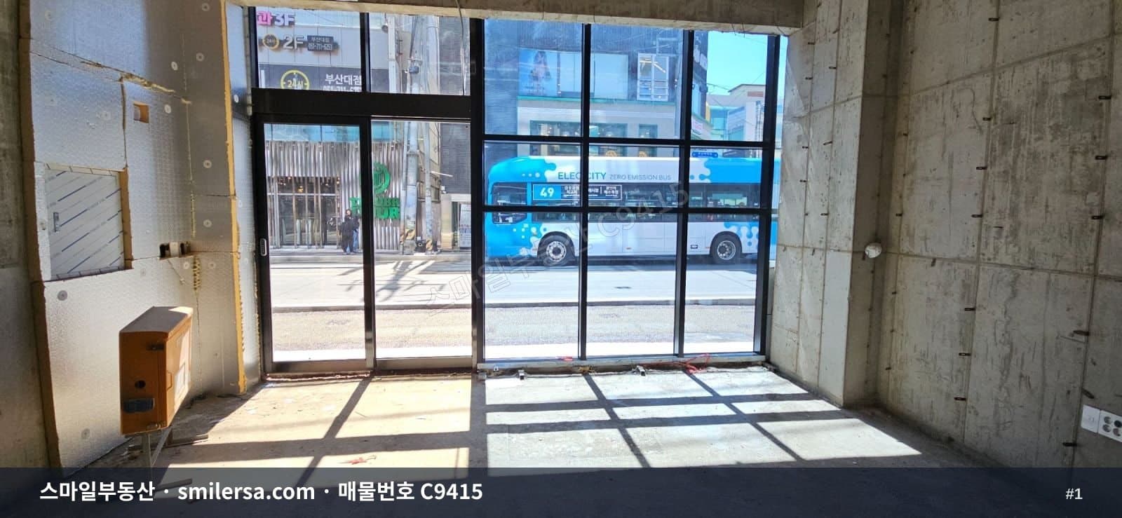 부산광역시 금정구 장전동 상가 내부 사진 C9415