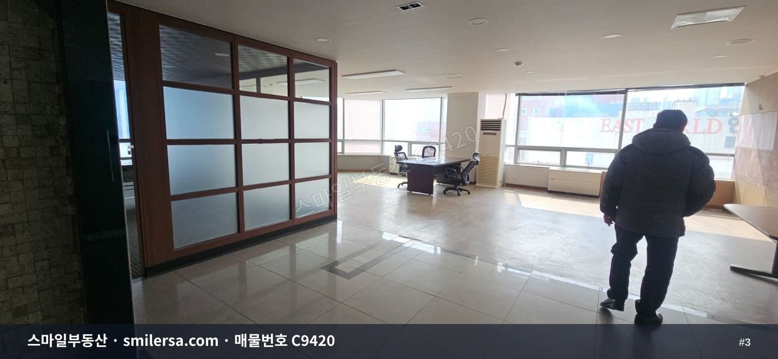 장산역 인근 좌동 룸 구분된 중형 사무실, 최상층 전망과 독립공간 썸네일 3