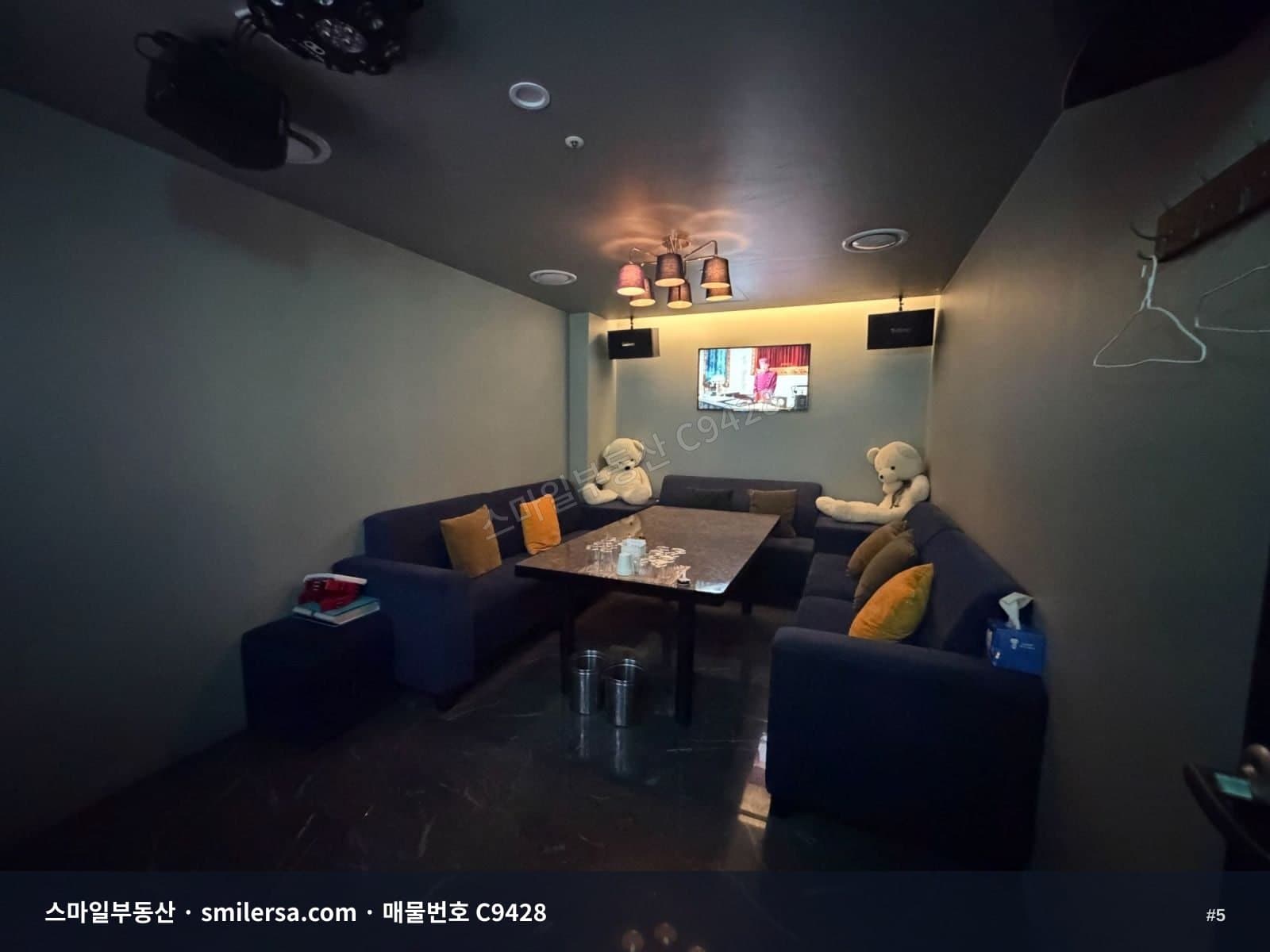 부전동 영광도서 라인, 시설 완벽한 91평 가라오케 썸네일 5