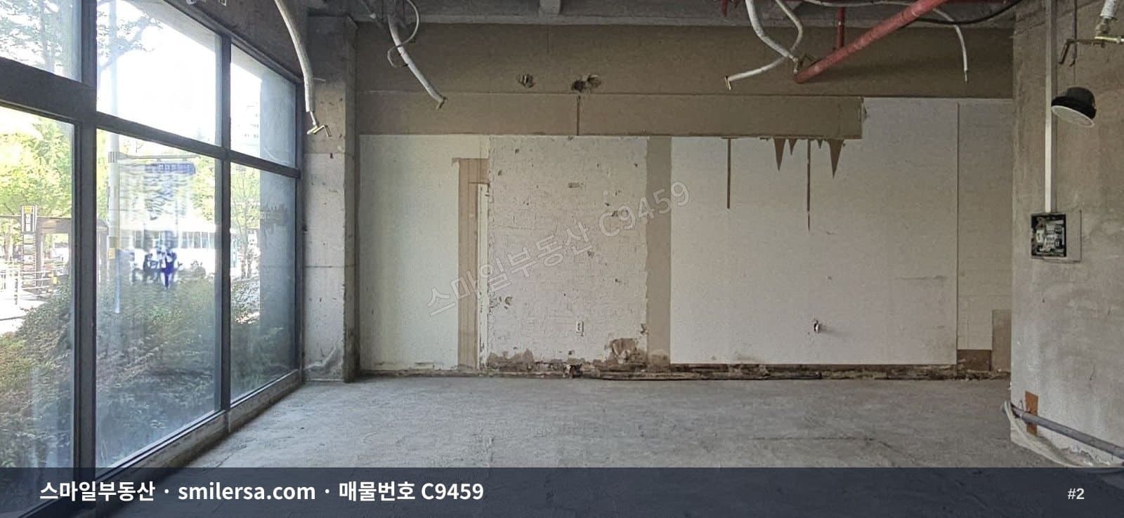 동래역 인근 1층 상가, 노출 좋은 42평 공간 썸네일 2