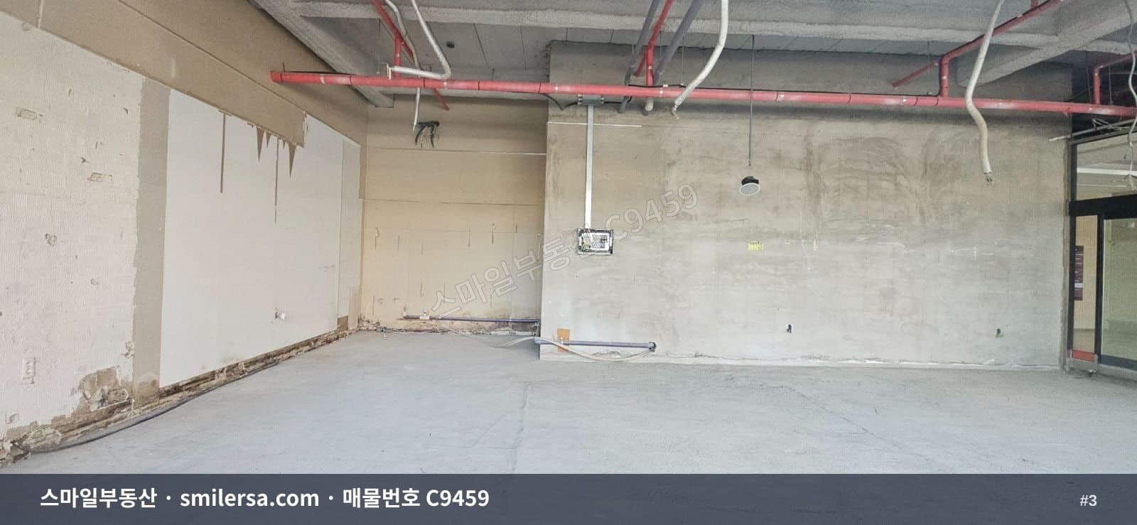 동래역 인근 1층 상가, 노출 좋은 42평 공간 썸네일 3