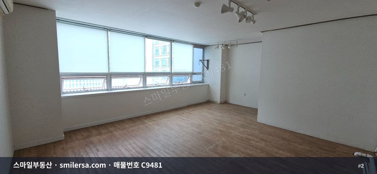 장산역 롯데 인근 소형 사무실, 학원도 가능한 11평 공간 썸네일 2