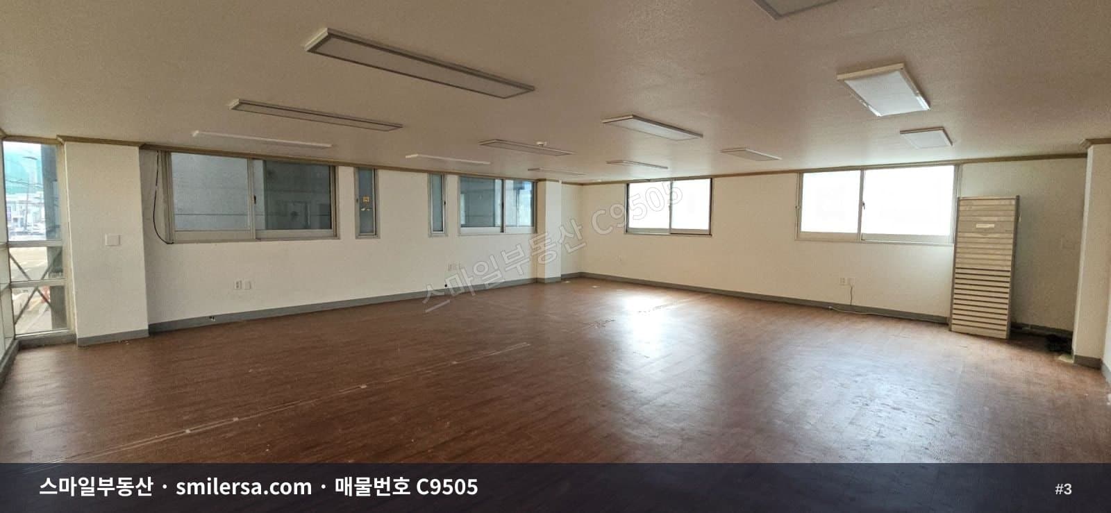 교대·연산역 인근 깔끔한 31평 사무실, 냉난방 완비 썸네일 3