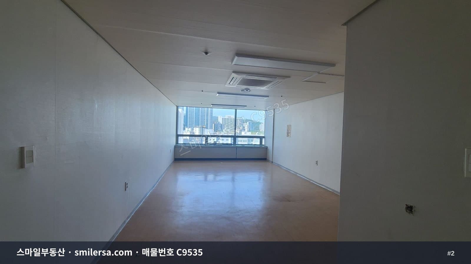부전동 13층 사무실, 보증금 500에 월 30만원대 가성비 공간 썸네일 2