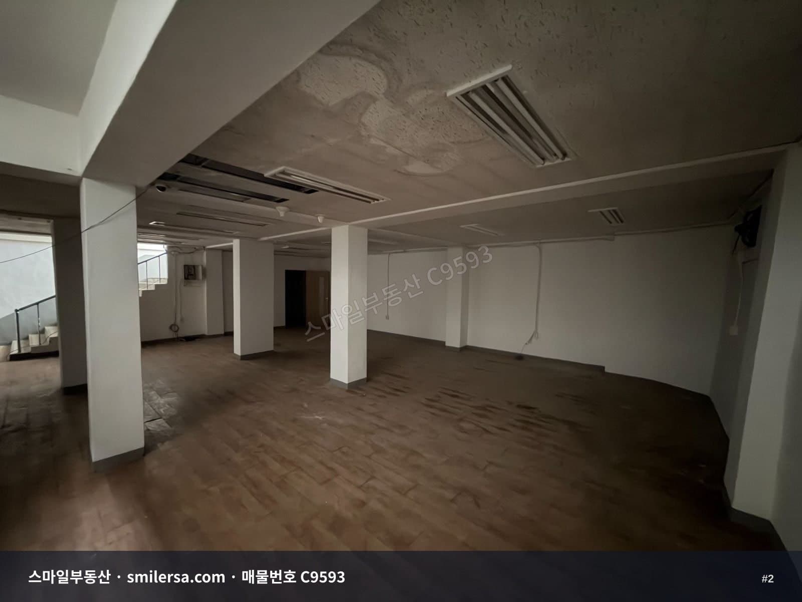 전포사잇길 웨이팅 골목 지하 상가, 넓고 저렴한 월차임 썸네일 2