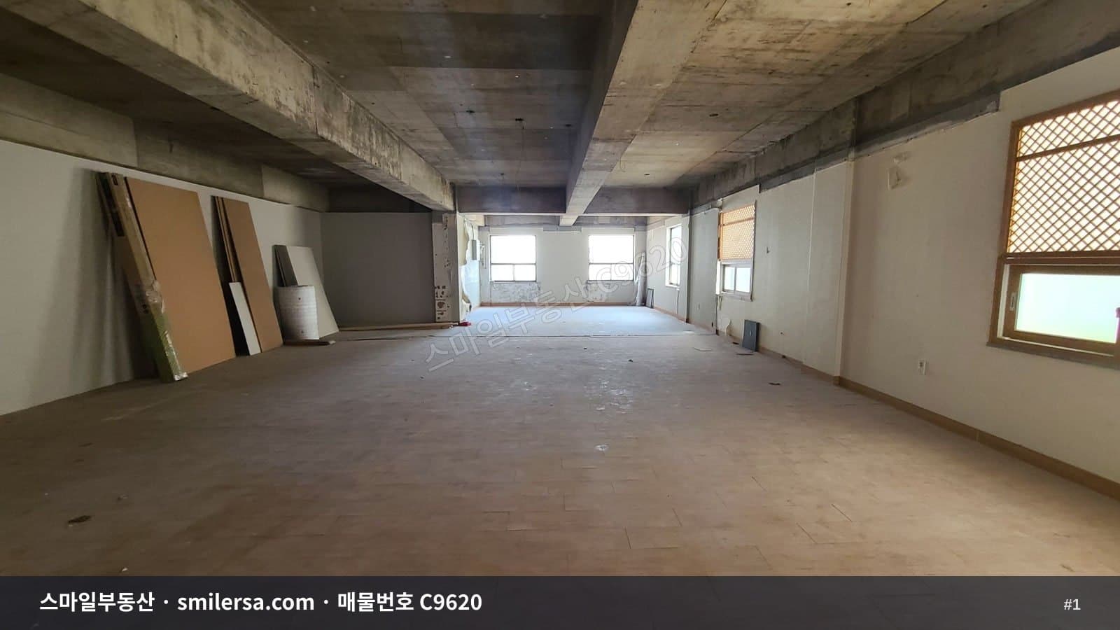 부산광역시 수영구 남천동 상가 내부 사진 C9620