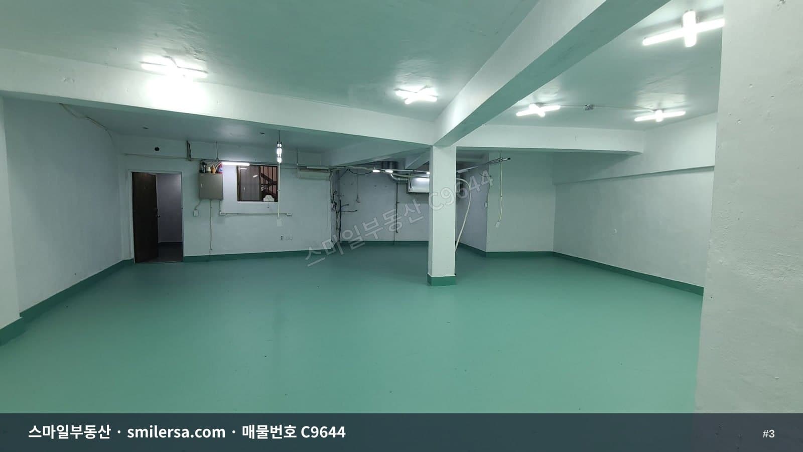 서면중학교 인근 깔끔한 지하 상가, 보증금 1천에 월 50만원 썸네일 3