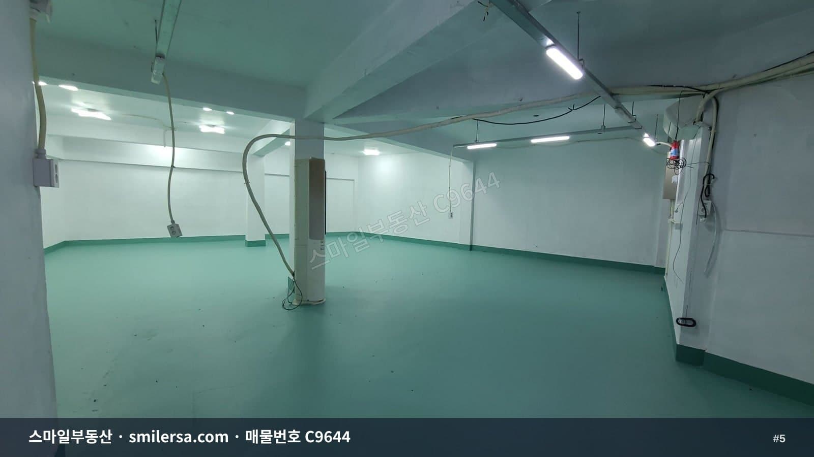 서면중학교 인근 깔끔한 지하 상가, 보증금 1천에 월 50만원 썸네일 5