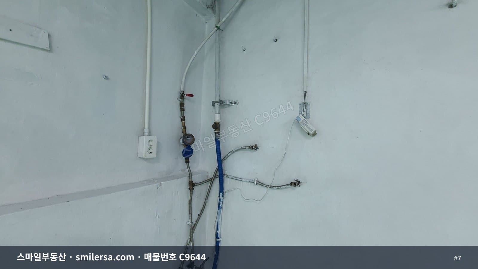 서면중학교 인근 깔끔한 지하 상가, 보증금 1천에 월 50만원 썸네일 7