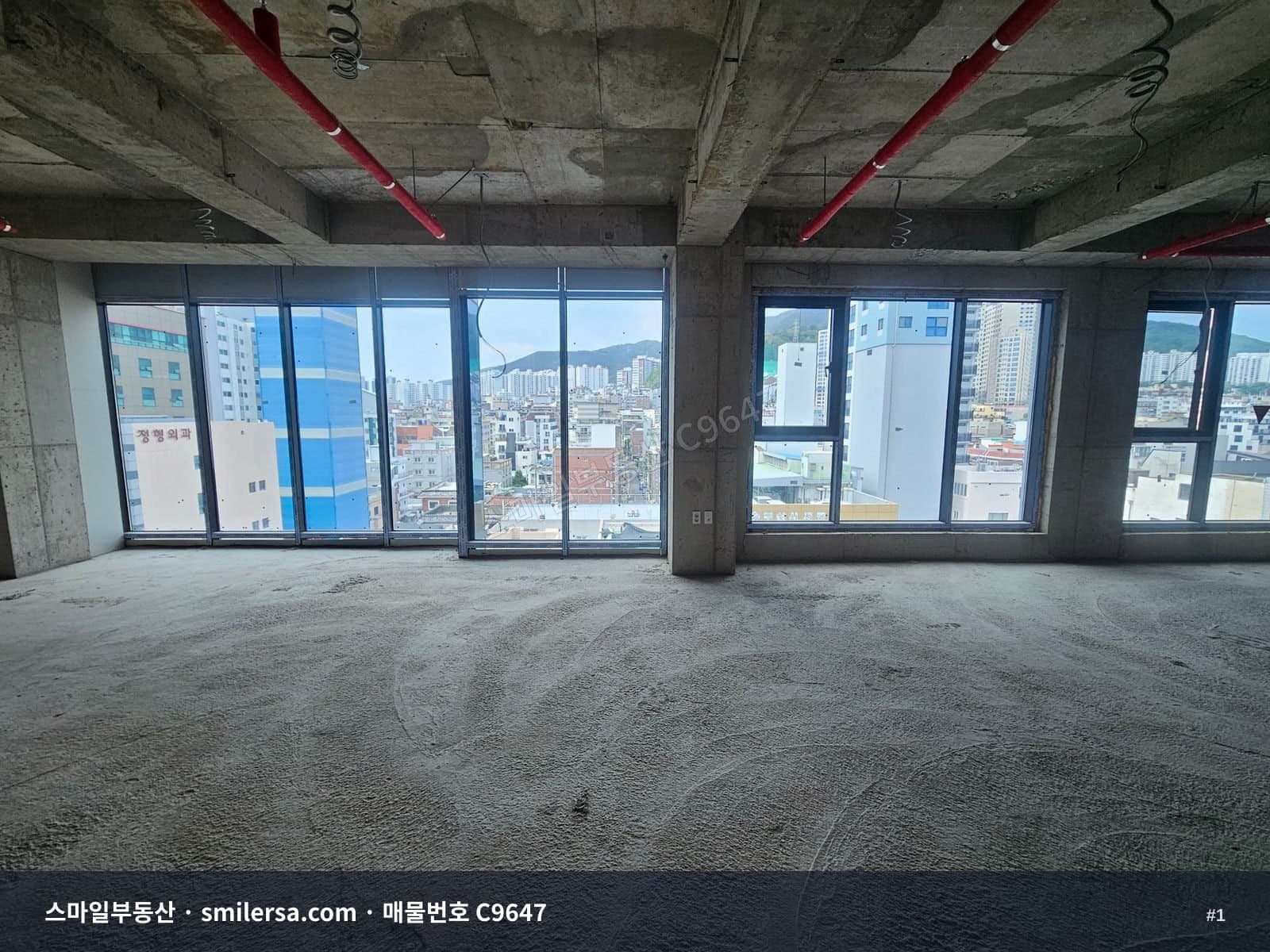 부산광역시 수영구 수영동 사무실 내부 사진 C9647